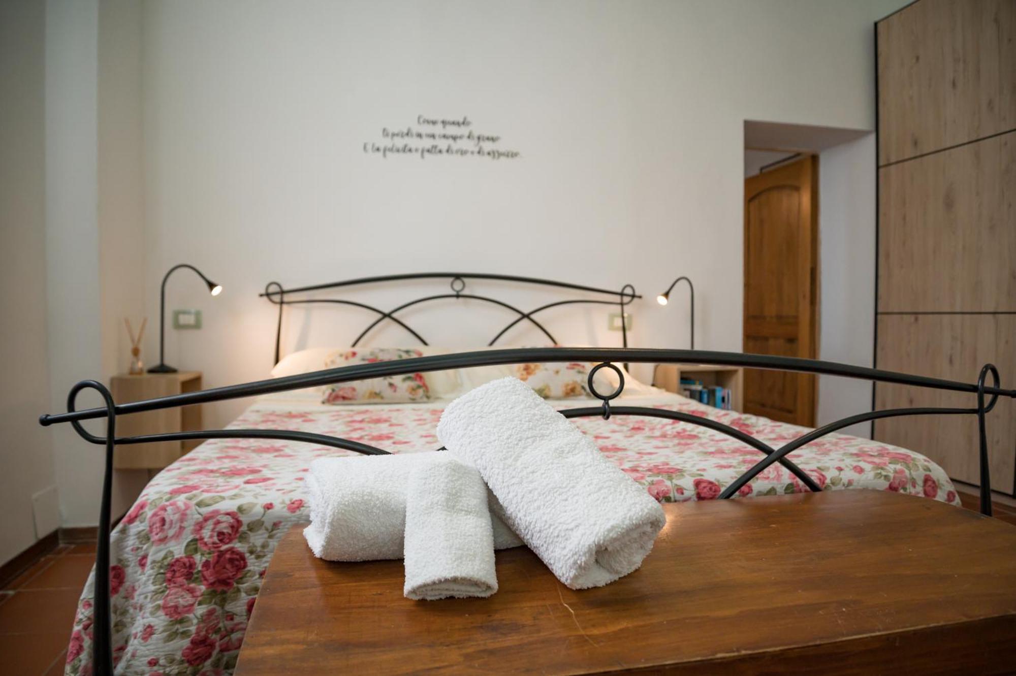 Agriturismo Santa Bruna Volterra Luaran gambar
