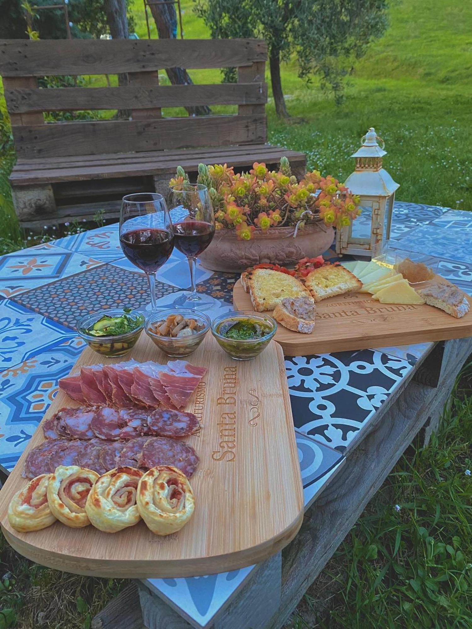 Agriturismo Santa Bruna Volterra Luaran gambar
