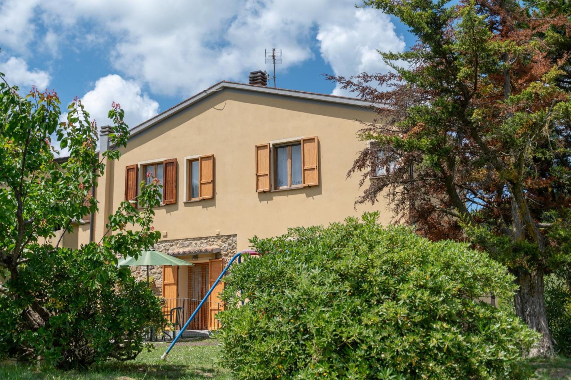 Agriturismo Santa Bruna Volterra Luaran gambar