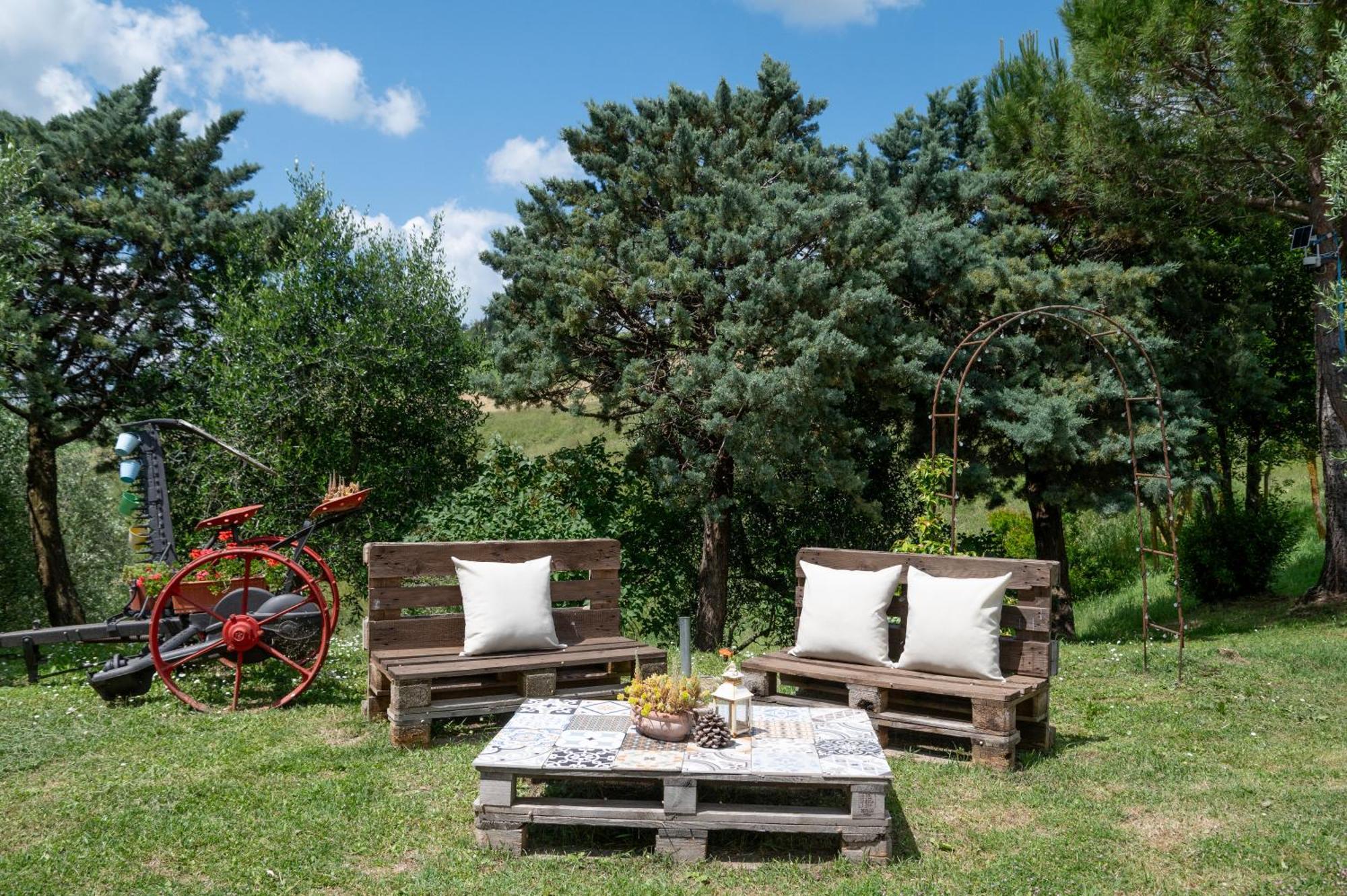 Agriturismo Santa Bruna Volterra Luaran gambar