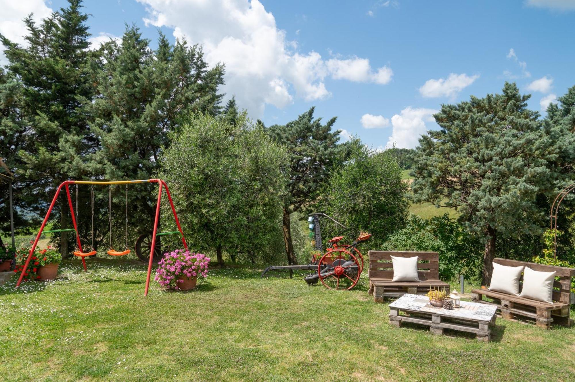 Agriturismo Santa Bruna Volterra Luaran gambar