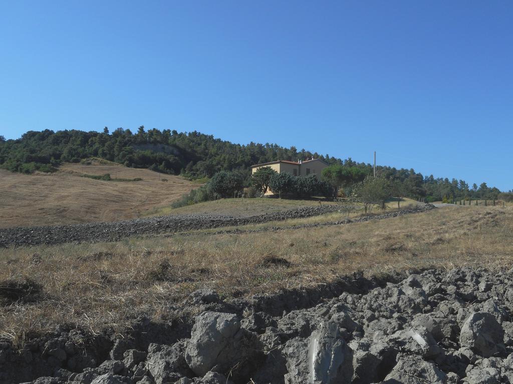 Agriturismo Santa Bruna Volterra Luaran gambar